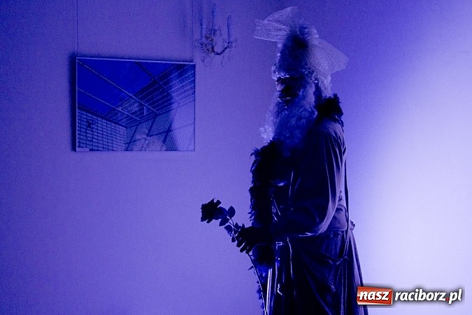 Zdjęcie w galerii na portalu naszraciborz.pl: Na zamku odbyła się noc z horrorem wiadomości z regionu