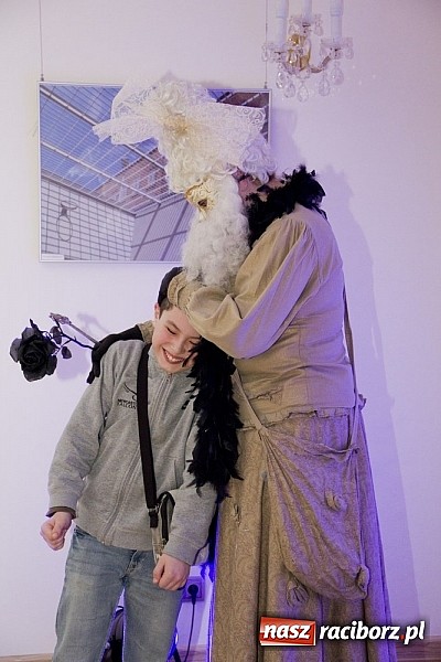 Zdjęcie w galerii na portalu naszraciborz.pl: Na zamku odbyła się noc z horrorem wiadomości z regionu