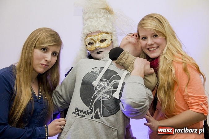 Zdjęcie w galerii na portalu naszraciborz.pl: Na zamku odbyła się noc z horrorem wiadomości z regionu