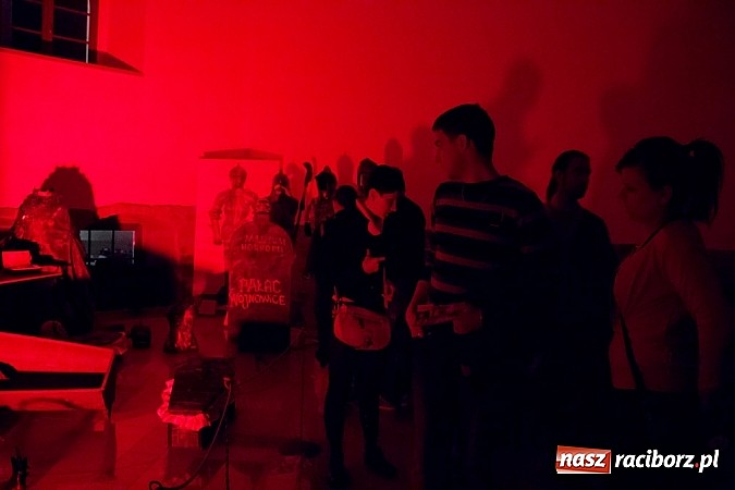Zdjęcie w galerii na portalu naszraciborz.pl: Na zamku odbyła się noc z horrorem wiadomości z regionu