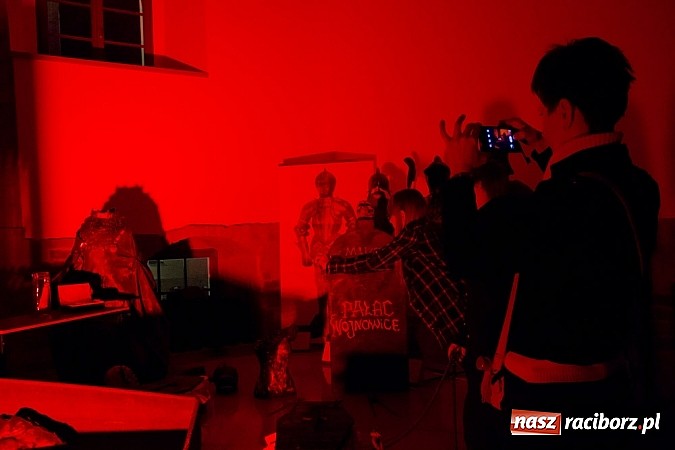 Zdjęcie w galerii na portalu naszraciborz.pl: Na zamku odbyła się noc z horrorem wiadomości z regionu