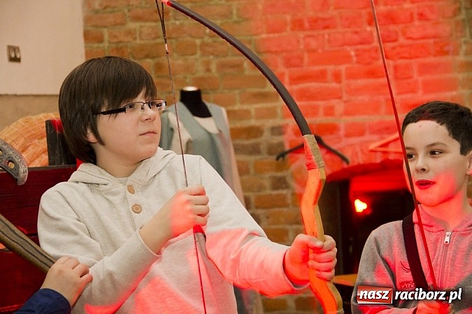 Zdjęcie w galerii na portalu naszraciborz.pl: Na zamku odbyła się noc z horrorem wiadomości z regionu