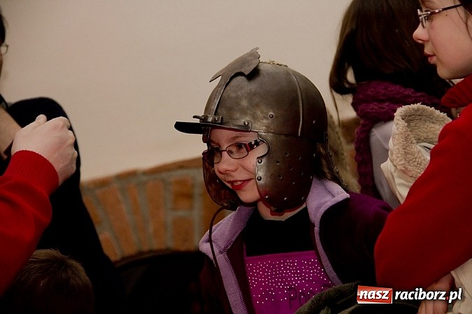 Zdjęcie w galerii na portalu naszraciborz.pl: Na zamku odbyła się noc z horrorem wiadomości z regionu