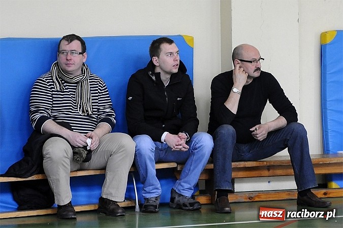 Zdjęcie w galerii na portalu naszraciborz.pl: Enter wygrał w hicie kolejki wiadomości z regionu