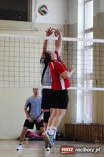 Zdjęcie w galerii na portalu naszraciborz.pl: Enter wygrał w hicie kolejki wiadomości z regionu