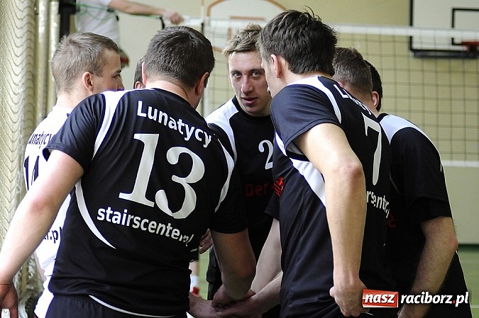 Zdjęcie w galerii na portalu naszraciborz.pl: Enter wygrał w hicie kolejki wiadomości z regionu