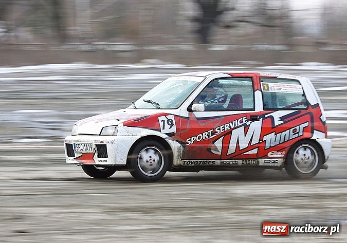 Zdjęcie w galerii na portalu naszraciborz.pl: Rajdowcy rozpoczęli sezon w Kuźni Raciborskiej wiadomości z regionu