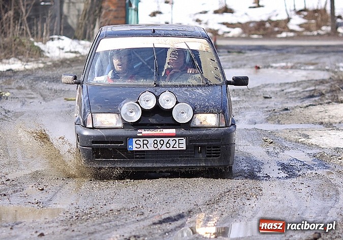 Zdjęcie w galerii na portalu naszraciborz.pl: Rajdowcy rozpoczęli sezon w Kuźni Raciborskiej wiadomości z regionu