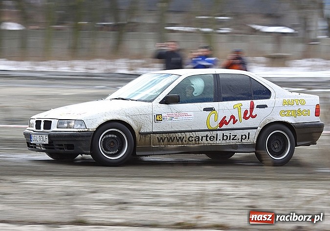 Zdjęcie w galerii na portalu naszraciborz.pl: Rajdowcy rozpoczęli sezon w Kuźni Raciborskiej wiadomości z regionu