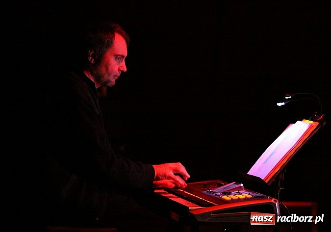 Zdjęcie w galerii na portalu naszraciborz.pl: Grupa Red Lizards zagrała w Kuźni wiadomości z regionu