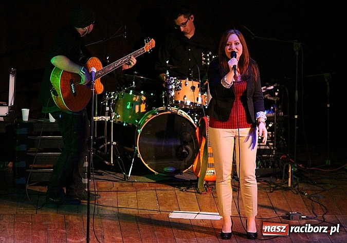 Zdjęcie w galerii na portalu naszraciborz.pl: Grupa Red Lizards zagrała w Kuźni wiadomości z regionu