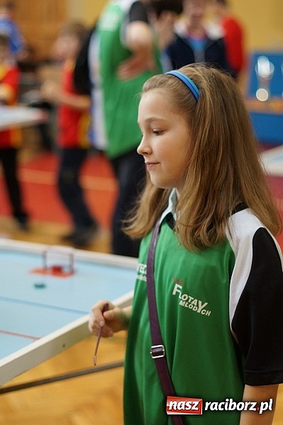 Zdjęcie w galerii na portalu naszraciborz.pl: Liga Pucharu Polski w Hokeju Stołowym w ZSOMS wiadomości z regionu