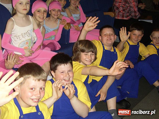 Zdjęcie w galerii na portalu naszraciborz.pl: Talenty powiatu raciborskiego nagrodzone wiadomości z regionu