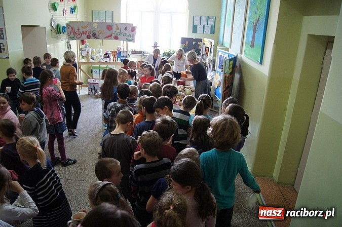 Zdjęcie w galerii na portalu naszraciborz.pl: Aktywnie i zdrowo w SP 4 wiadomości z regionu