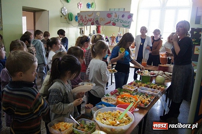 Zdjęcie w galerii na portalu naszraciborz.pl: Aktywnie i zdrowo w SP 4 wiadomości z regionu