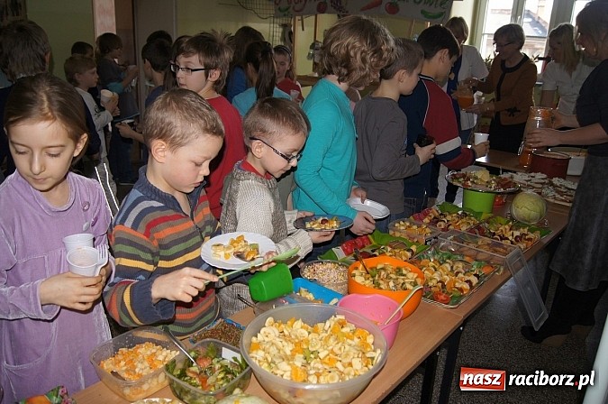 Zdjęcie w galerii na portalu naszraciborz.pl: Aktywnie i zdrowo w SP 4 wiadomości z regionu