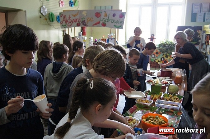 Zdjęcie w galerii na portalu naszraciborz.pl: Aktywnie i zdrowo w SP 4 wiadomości z regionu