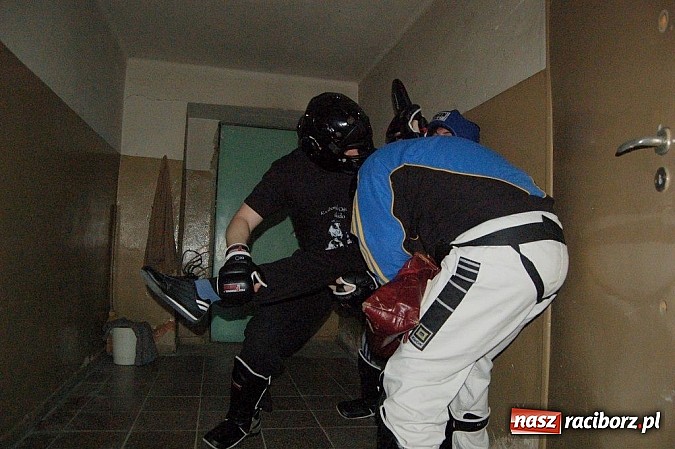 Zdjęcie w galerii na portalu naszraciborz.pl:  W piwnicy też trzeba umieć się obronić wiadomości z regionu