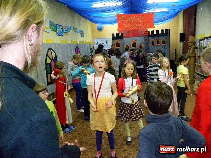 Zdjęcie w galerii na portalu naszraciborz.pl: Jest taka jedna noc w roku... wiadomości z regionu