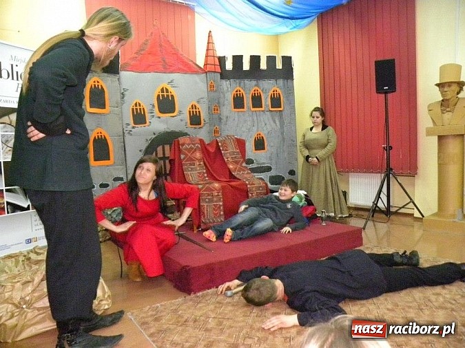 Zdjęcie w galerii na portalu naszraciborz.pl: Jest taka jedna noc w roku... wiadomości z regionu