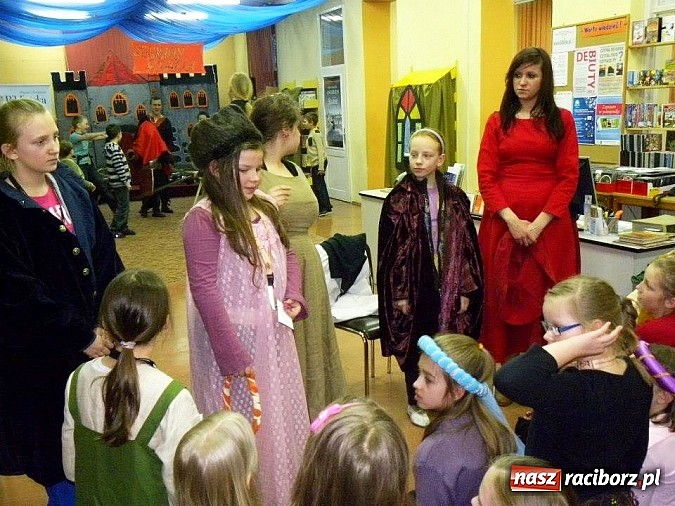 Zdjęcie w galerii na portalu naszraciborz.pl: Jest taka jedna noc w roku... wiadomości z regionu