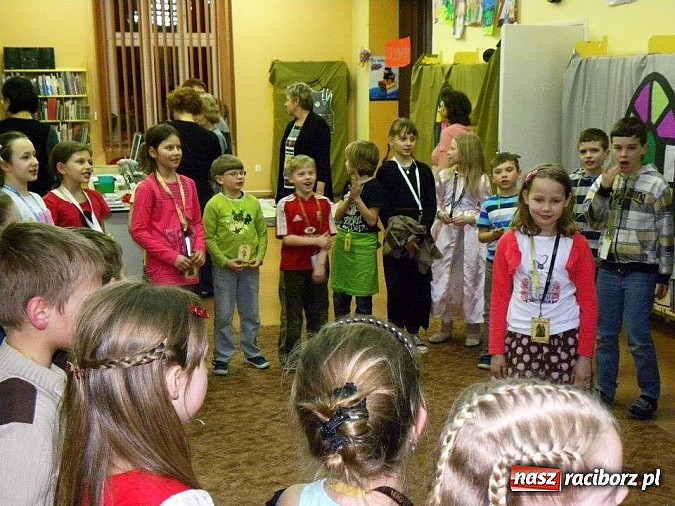 Zdjęcie w galerii na portalu naszraciborz.pl: Jest taka jedna noc w roku... wiadomości z regionu