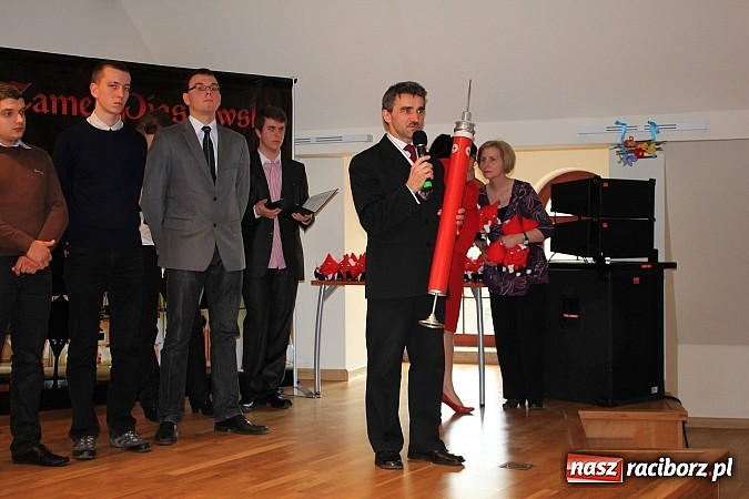 Zdjęcie w galerii na portalu naszraciborz.pl: Wyróżniono młodych krwiodawców z Mechanika wiadomości z regionu