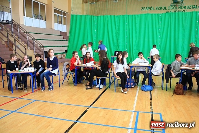 Zdjęcie w galerii na portalu naszraciborz.pl: W Rudniku sprawdzali wiedzę religijną wiadomości z regionu