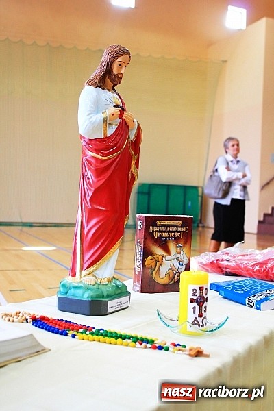 Zdjęcie w galerii na portalu naszraciborz.pl: W Rudniku sprawdzali wiedzę religijną wiadomości z regionu