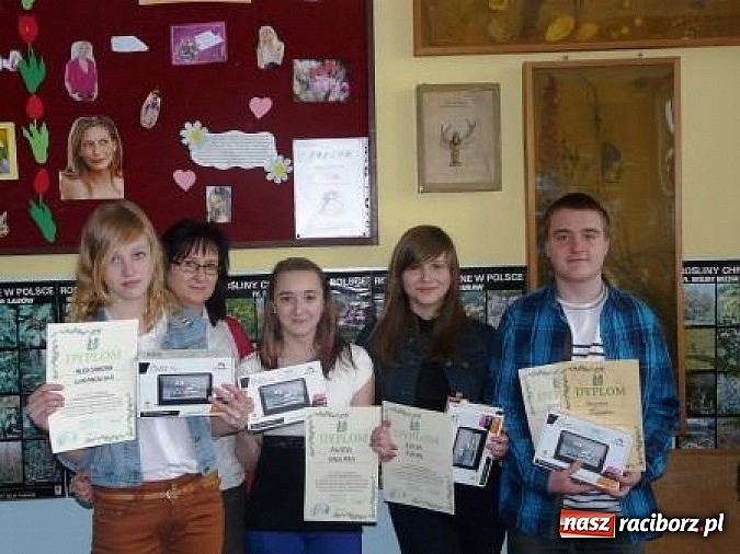 Zdjęcie w galerii na portalu naszraciborz.pl: Sukces uczniów rudzkiego gimnazjum wiadomości z regionu
