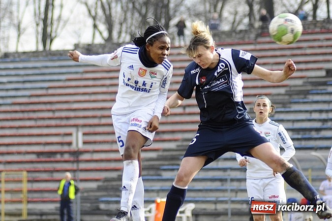 Zdjęcie w galerii na portalu naszraciborz.pl: Sensacja przy Zamkowej! Beniaminek lepszy od mistrzyń Polski wiadomości z regionu