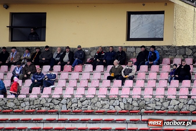 Zdjęcie w galerii na portalu naszraciborz.pl: Sensacja przy Zamkowej! Beniaminek lepszy od mistrzyń Polski wiadomości z regionu