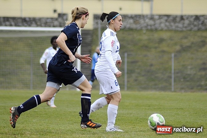 Zdjęcie w galerii na portalu naszraciborz.pl: Sensacja przy Zamkowej! Beniaminek lepszy od mistrzyń Polski wiadomości z regionu