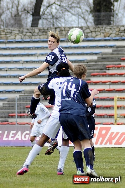 Zdjęcie w galerii na portalu naszraciborz.pl: Sensacja przy Zamkowej! Beniaminek lepszy od mistrzyń Polski wiadomości z regionu