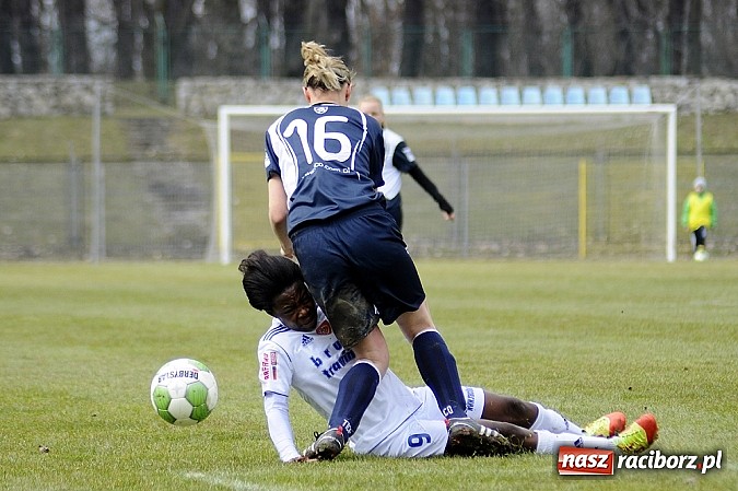 Zdjęcie w galerii na portalu naszraciborz.pl: Sensacja przy Zamkowej! Beniaminek lepszy od mistrzyń Polski wiadomości z regionu