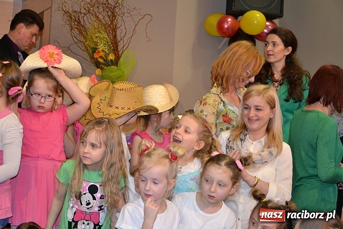 Zdjęcie w galerii na portalu naszraciborz.pl: Festiwal Piosenki Niemieckiej w Tworkowie wiadomości z regionu