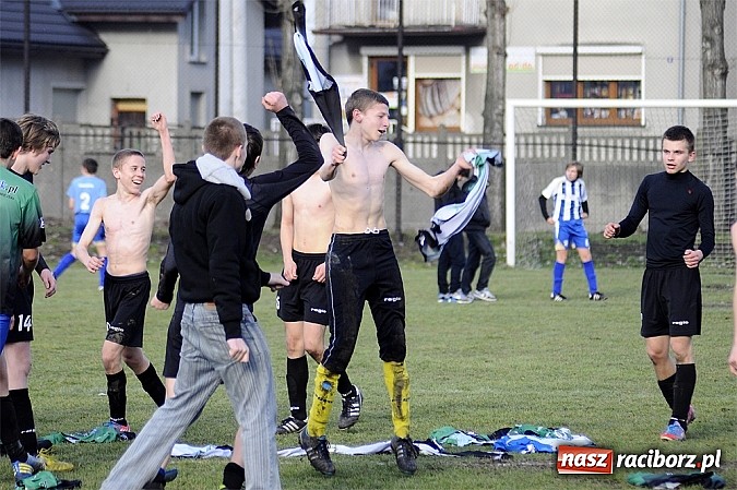 Zdjęcie w galerii na portalu naszraciborz.pl: Przy Urbana strzelał tylko ROW wiadomości z regionu