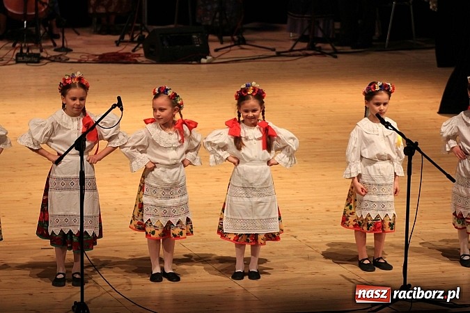 Zdjęcie w galerii na portalu naszraciborz.pl: Zespoły taneczne wystąpiły dla Ksawiera wiadomości z regionu