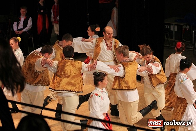 Zdjęcie w galerii na portalu naszraciborz.pl: Zespoły taneczne wystąpiły dla Ksawiera wiadomości z regionu