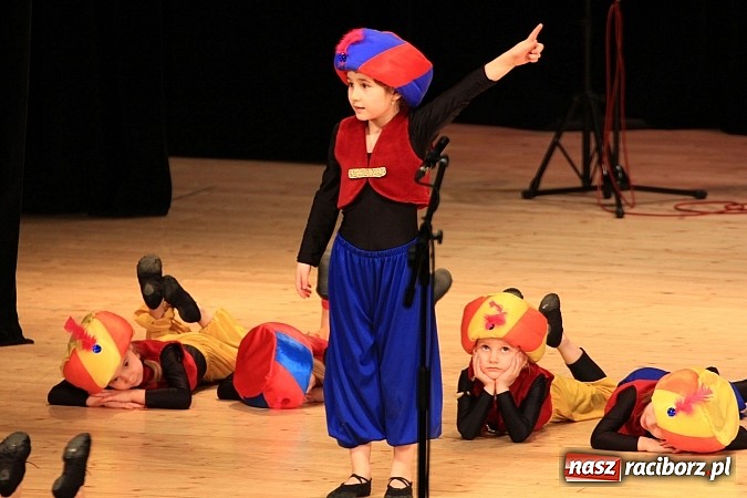 Zdjęcie w galerii na portalu naszraciborz.pl: Zespoły taneczne wystąpiły dla Ksawiera wiadomości z regionu