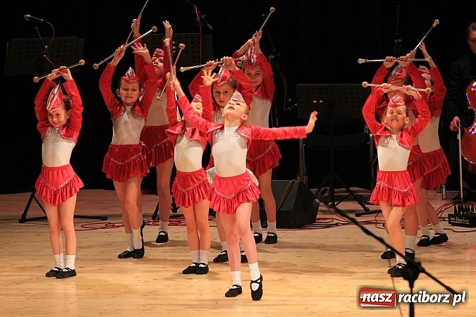 Zdjęcie w galerii na portalu naszraciborz.pl: Zespoły taneczne wystąpiły dla Ksawiera wiadomości z regionu
