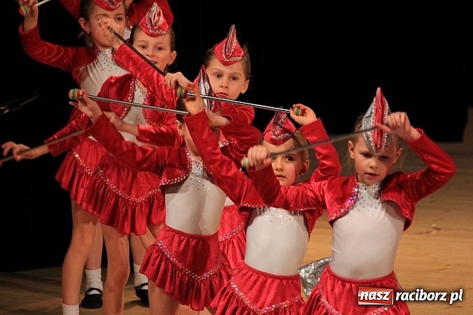 Zdjęcie w galerii na portalu naszraciborz.pl: Zespoły taneczne wystąpiły dla Ksawiera wiadomości z regionu