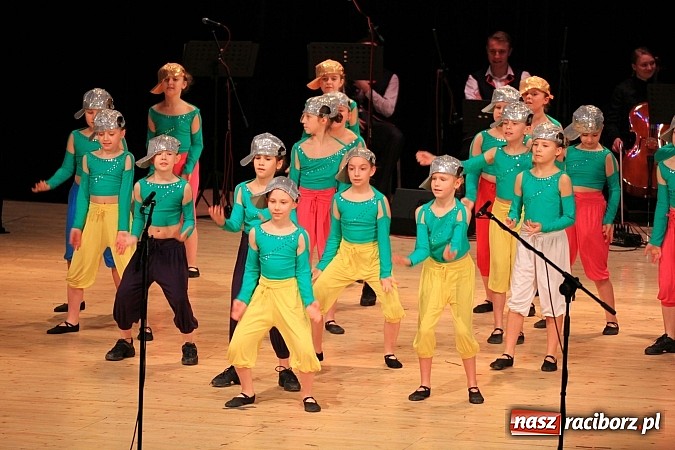 Zdjęcie w galerii na portalu naszraciborz.pl: Zespoły taneczne wystąpiły dla Ksawiera wiadomości z regionu