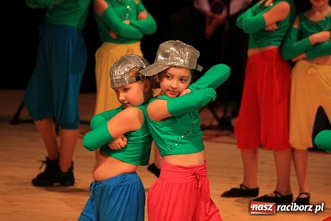 Zdjęcie w galerii na portalu naszraciborz.pl: Zespoły taneczne wystąpiły dla Ksawiera wiadomości z regionu