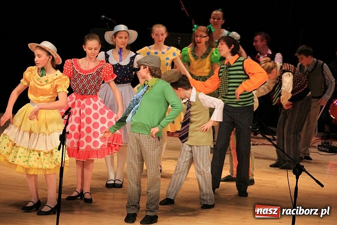 Zdjęcie w galerii na portalu naszraciborz.pl: Zespoły taneczne wystąpiły dla Ksawiera wiadomości z regionu