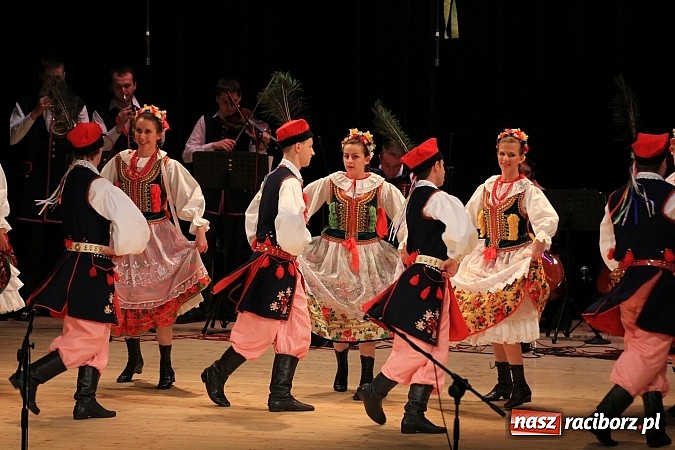 Zdjęcie w galerii na portalu naszraciborz.pl: Zespoły taneczne wystąpiły dla Ksawiera wiadomości z regionu