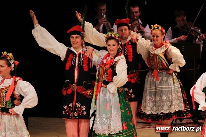 Zdjęcie w galerii na portalu naszraciborz.pl: Zespoły taneczne wystąpiły dla Ksawiera wiadomości z regionu