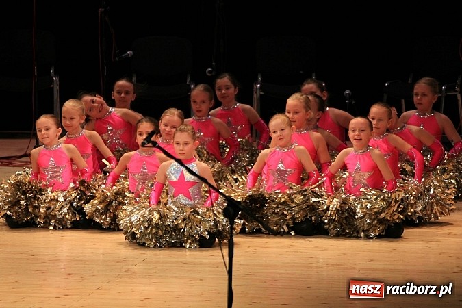 Zdjęcie w galerii na portalu naszraciborz.pl: Zespoły taneczne wystąpiły dla Ksawiera wiadomości z regionu