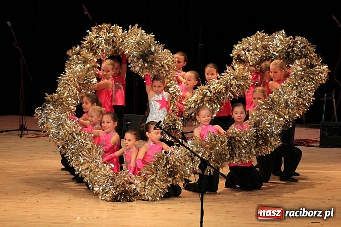 Zdjęcie w galerii na portalu naszraciborz.pl: Zespoły taneczne wystąpiły dla Ksawiera wiadomości z regionu