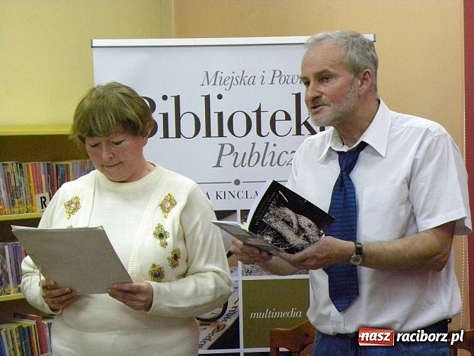 Zdjęcie w galerii na portalu naszraciborz.pl: Wyznawcy skóry gościli w bibliotece wiadomości z regionu